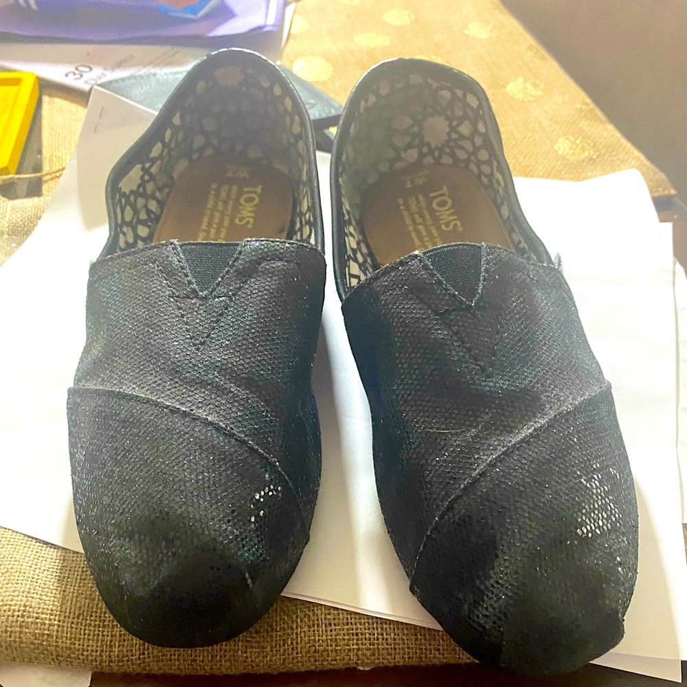 TOMS - Picture 2 of 8
